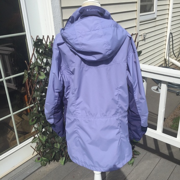 Columbia Jacket.  size Large - Picture 5 of 9
